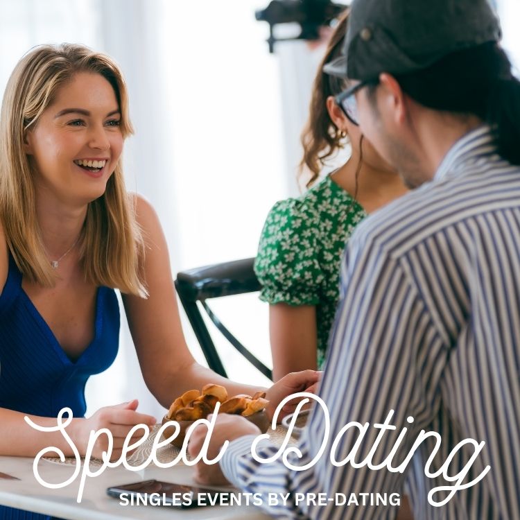 Memphis attendees of Speed Dating in Tennessee enjoying the event!
